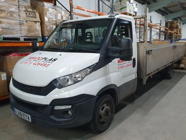 JPS Chartered Surveyors - Motor Vehicle Auction | VW Crafter Van & Iveco Daily XLWB - Auction Image 3